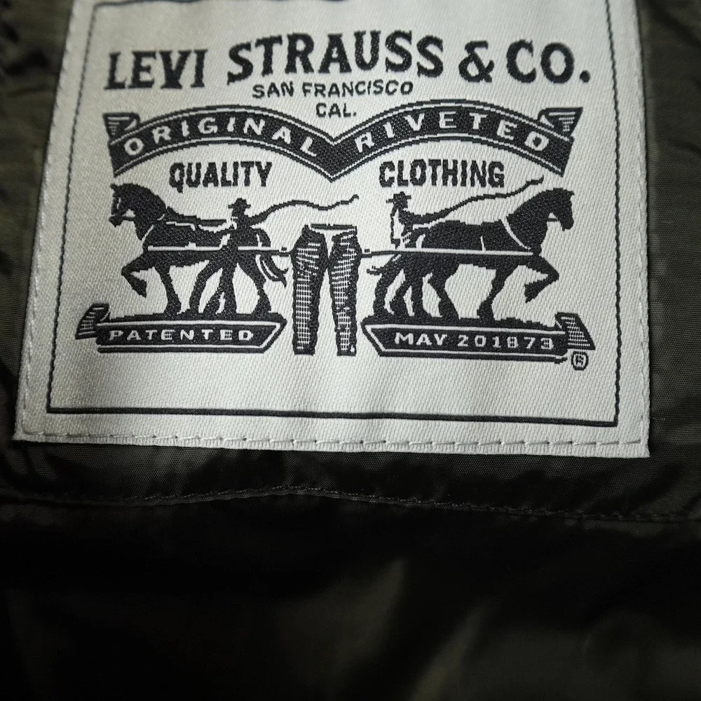 NEW Levis Vest Mens S Green Quilted Insulated Puffer Varsity Bomber Outdoor Warm